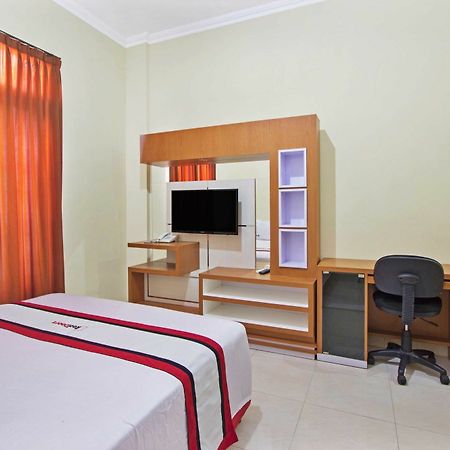 Reddoorz @ Pogung Baru Hotel Kejayan Екстериор снимка