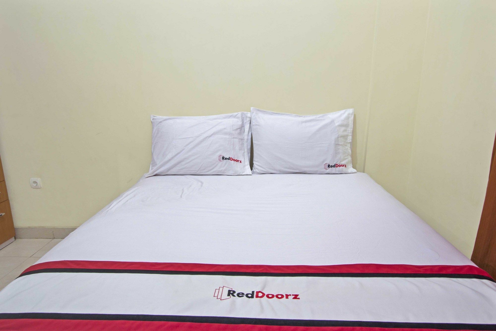 Reddoorz @ Pogung Baru Hotel Kejayan Екстериор снимка