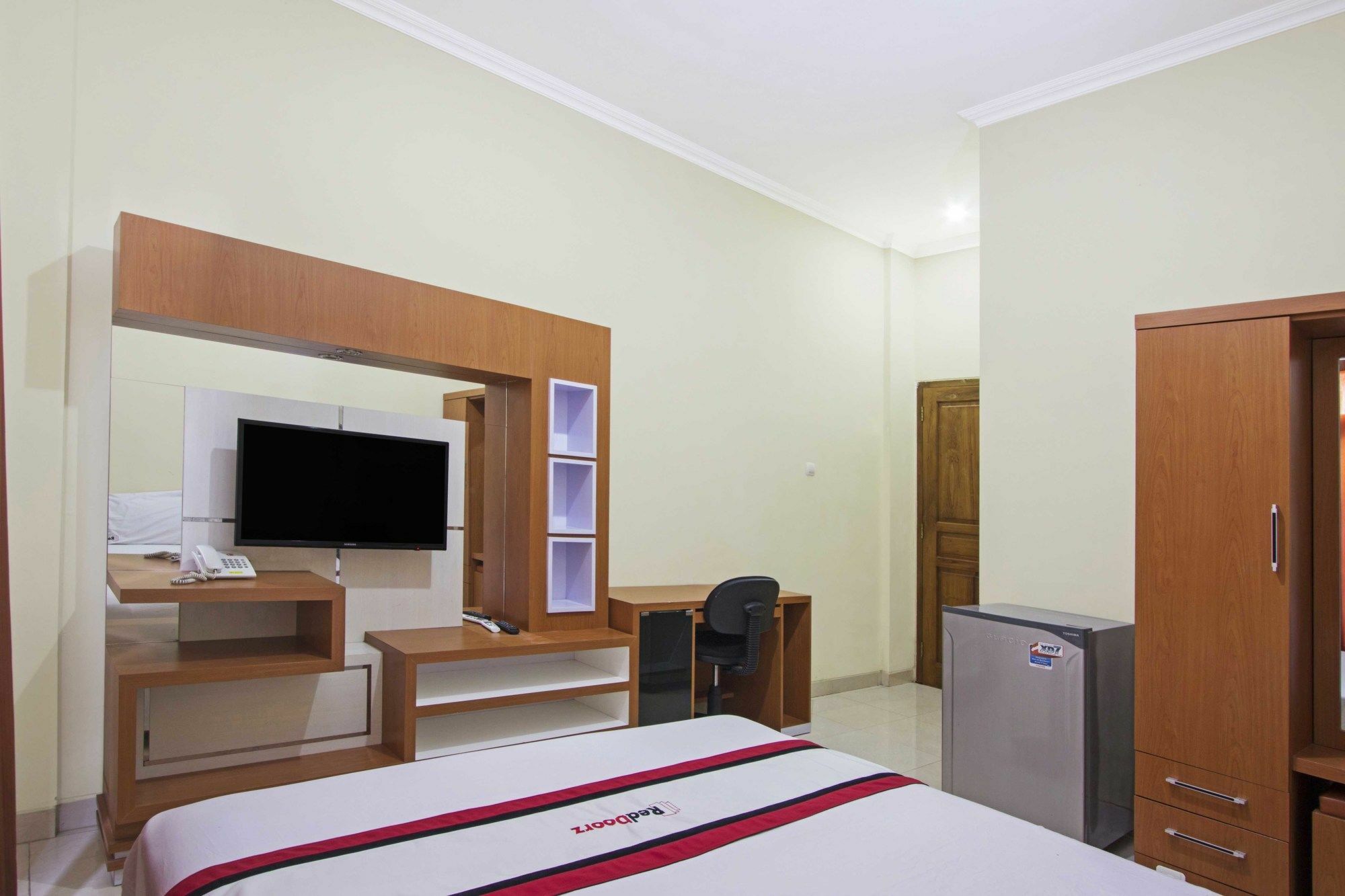 Reddoorz @ Pogung Baru Hotel Kejayan Екстериор снимка
